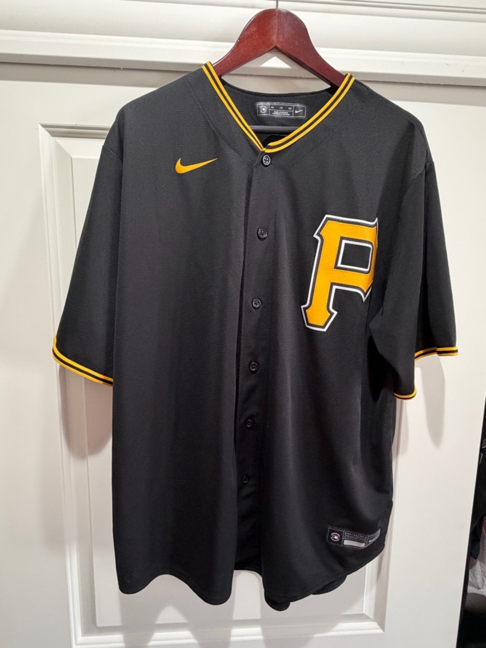 Authentic Robert Clemente Pirates Jersey Like New